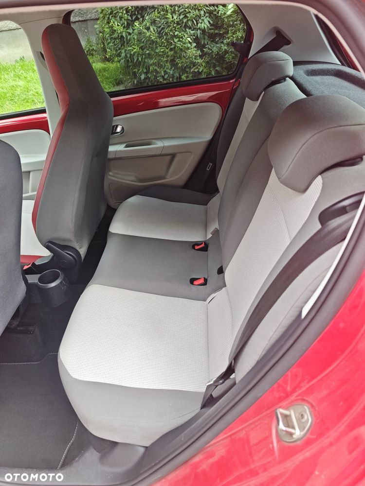 Volkswagen up! 1.0 high - 11
