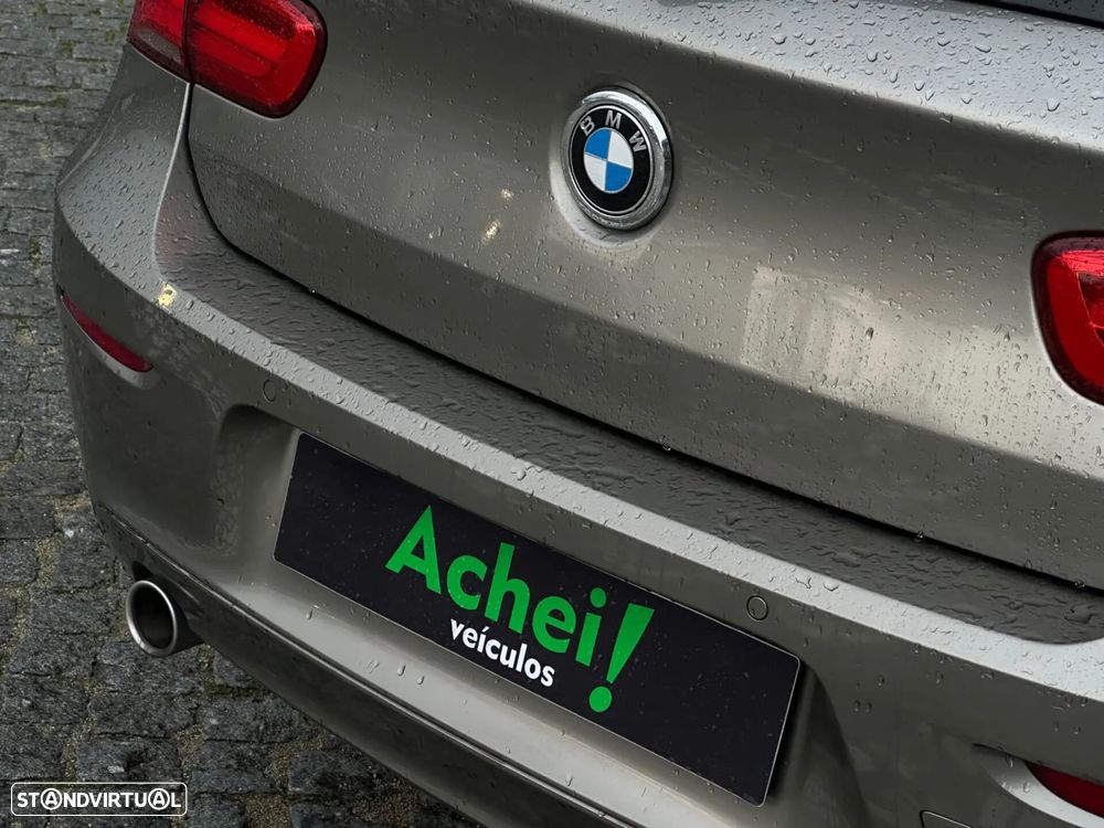 BMW 116 d Line Urban Auto - 29