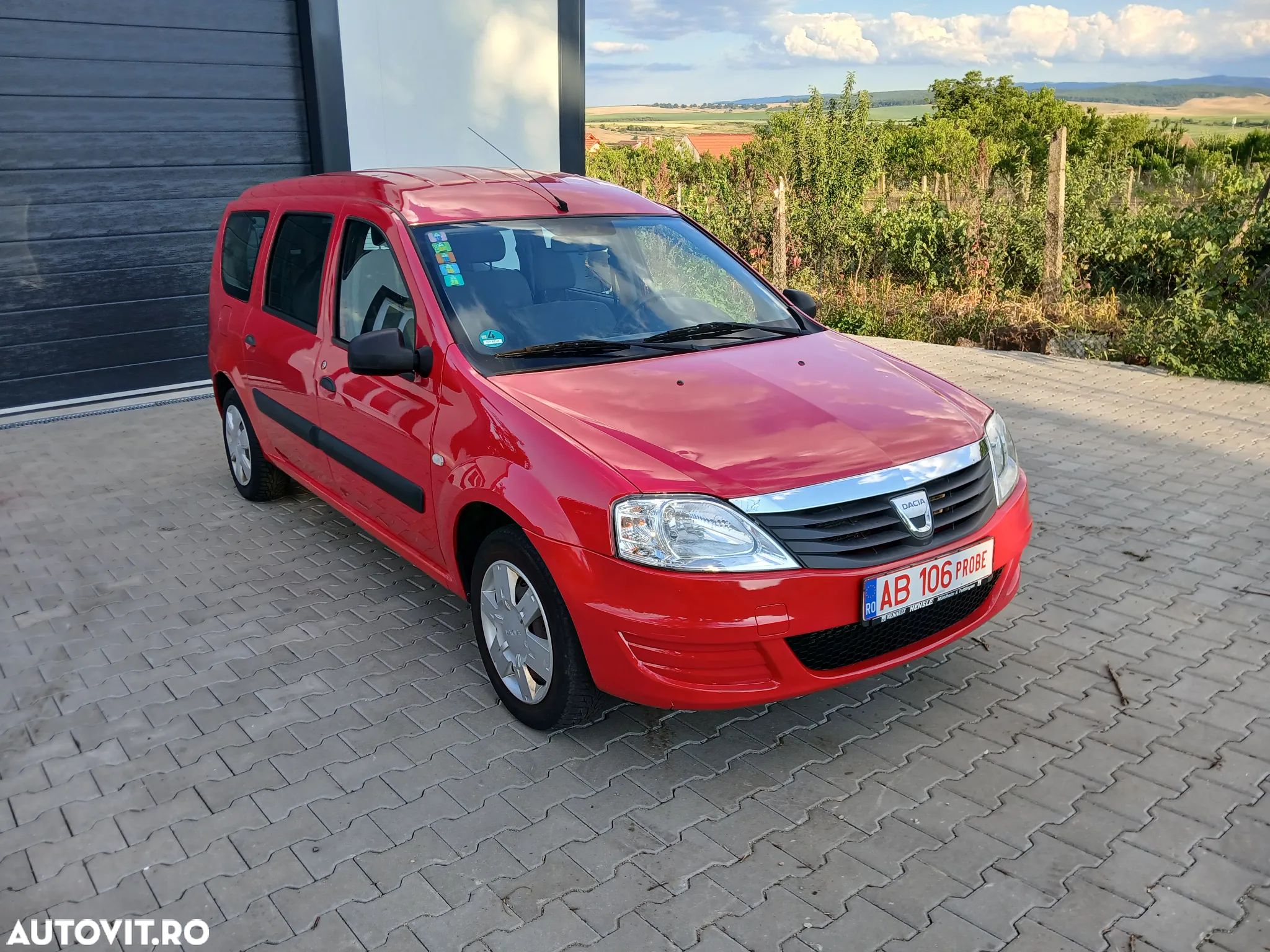 Dacia Logan MCV 1.6 Laureate - 1