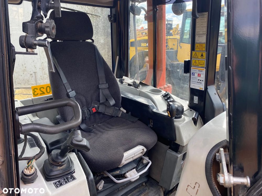 Caterpillar CAT D6N LGP, 10600 MTH, PODWOZIE 80% DOBRE, Z NIEMIEC, - 23