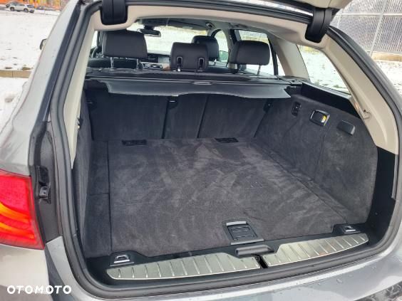 BMW Seria 5 530d xDrive - 7