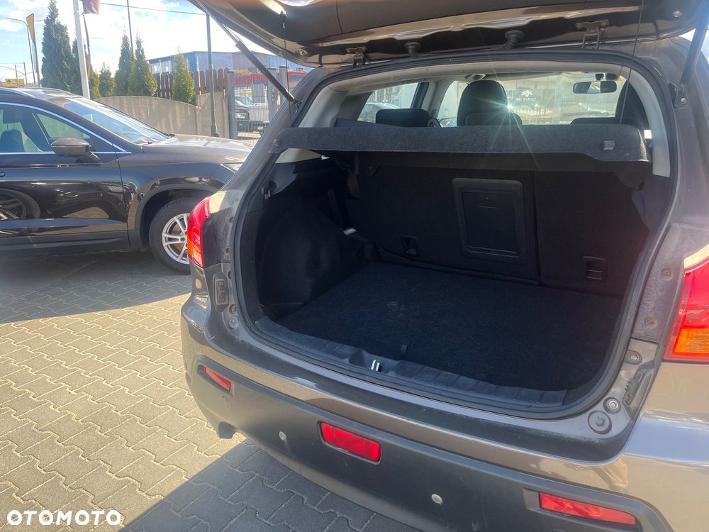 Mitsubishi ASX 1.8 DID Inform - 9