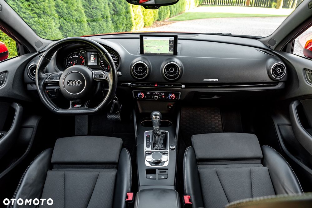 Audi A3 Sportback 2.0 TDI (clean diesel) quattro S tronic S line Sportpaket - 26