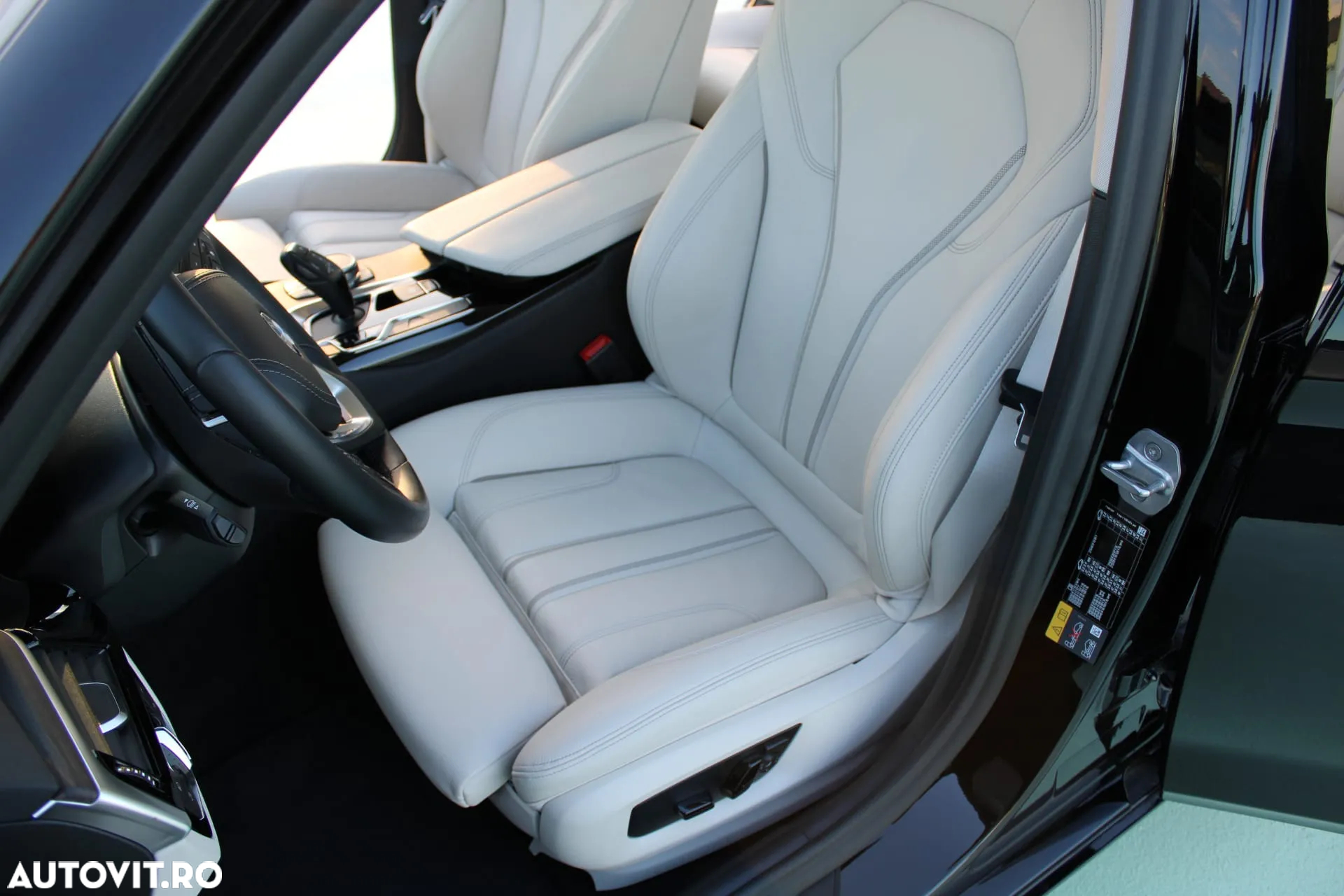 BMW Seria 5 530e AT PHEV - 36