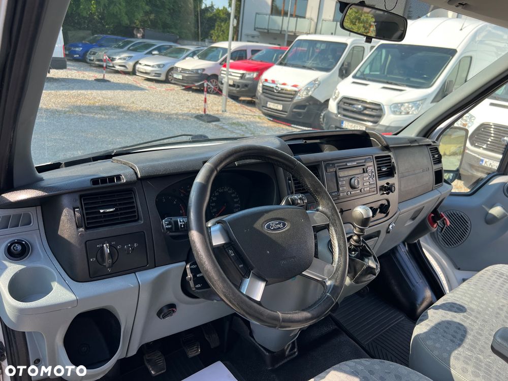 Ford Transit Furgon Brygadowy Doka 6 os. 4x4 AWD 2.4 TDCI 140KM Wyciągarka Webasto HAK - 12