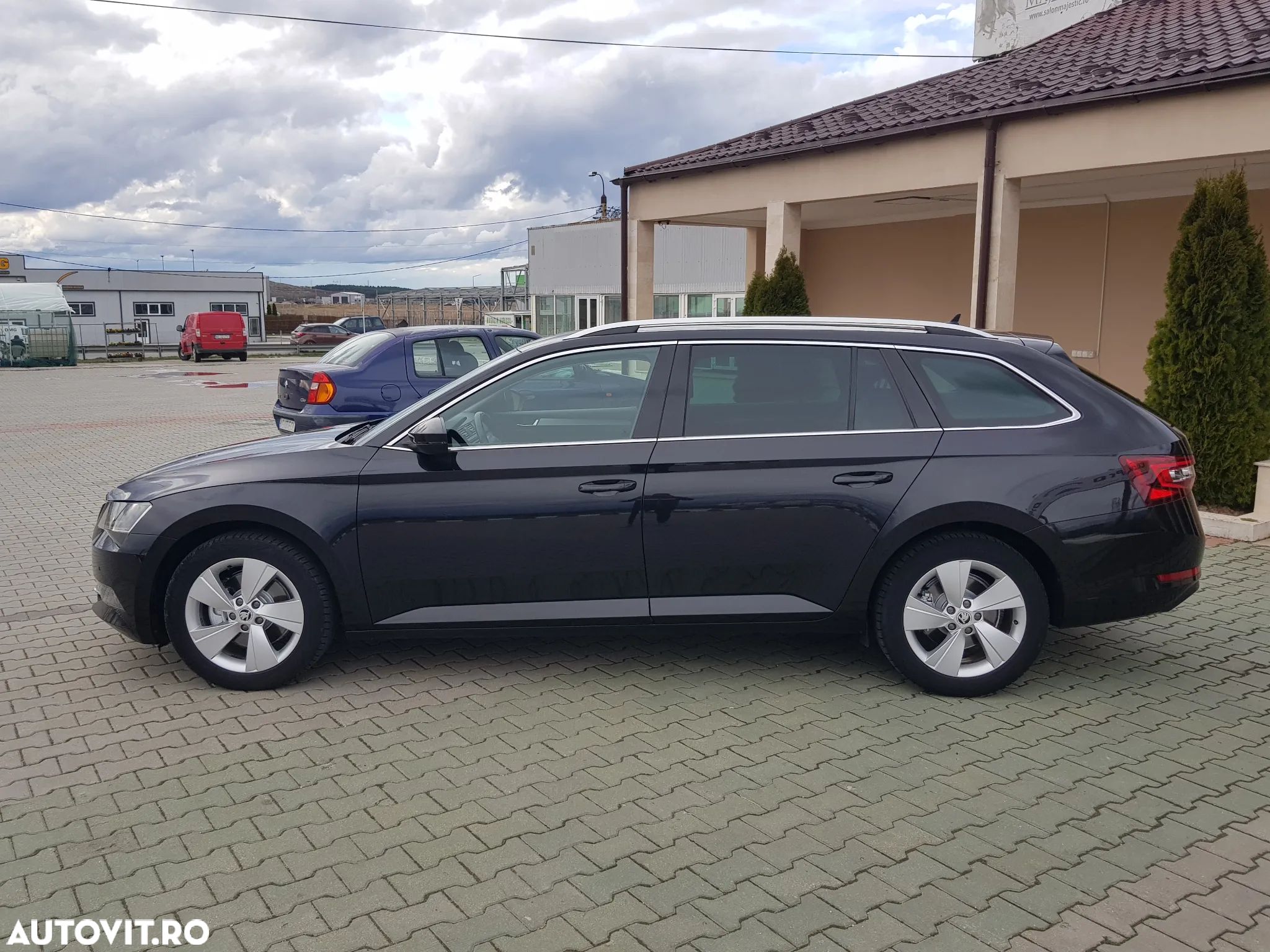 Skoda Superb 2.0 TDI Style - 1
