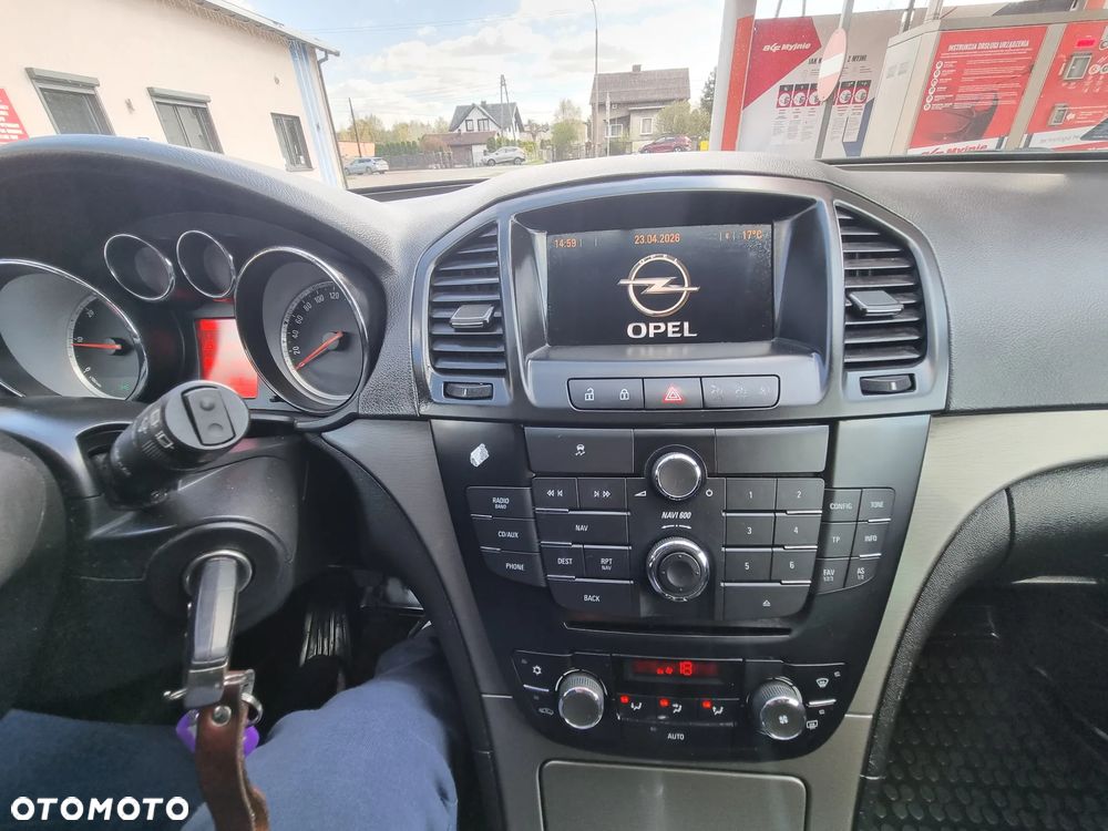 Opel Insignia 2.0 CDTI Active - 25