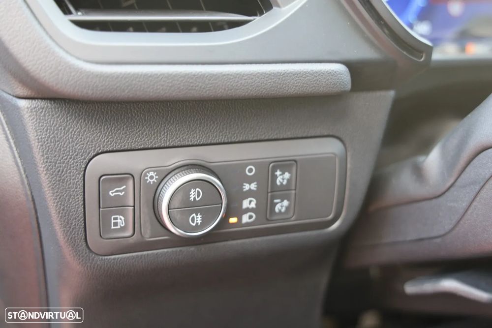 Ford Kuga 2.5 PHEV ST-Line X - 36