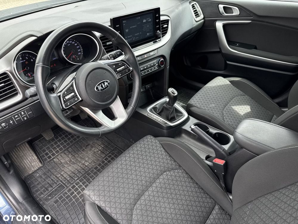 Kia Ceed 1.4 T-GDI M - 9