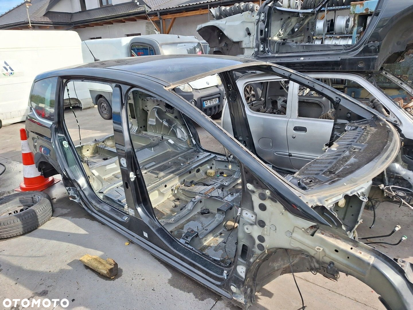 PEUGEOT 5008 I 1 0U 0E SZYBA DACHU DACH SZKLANY PANORAMA - 3
