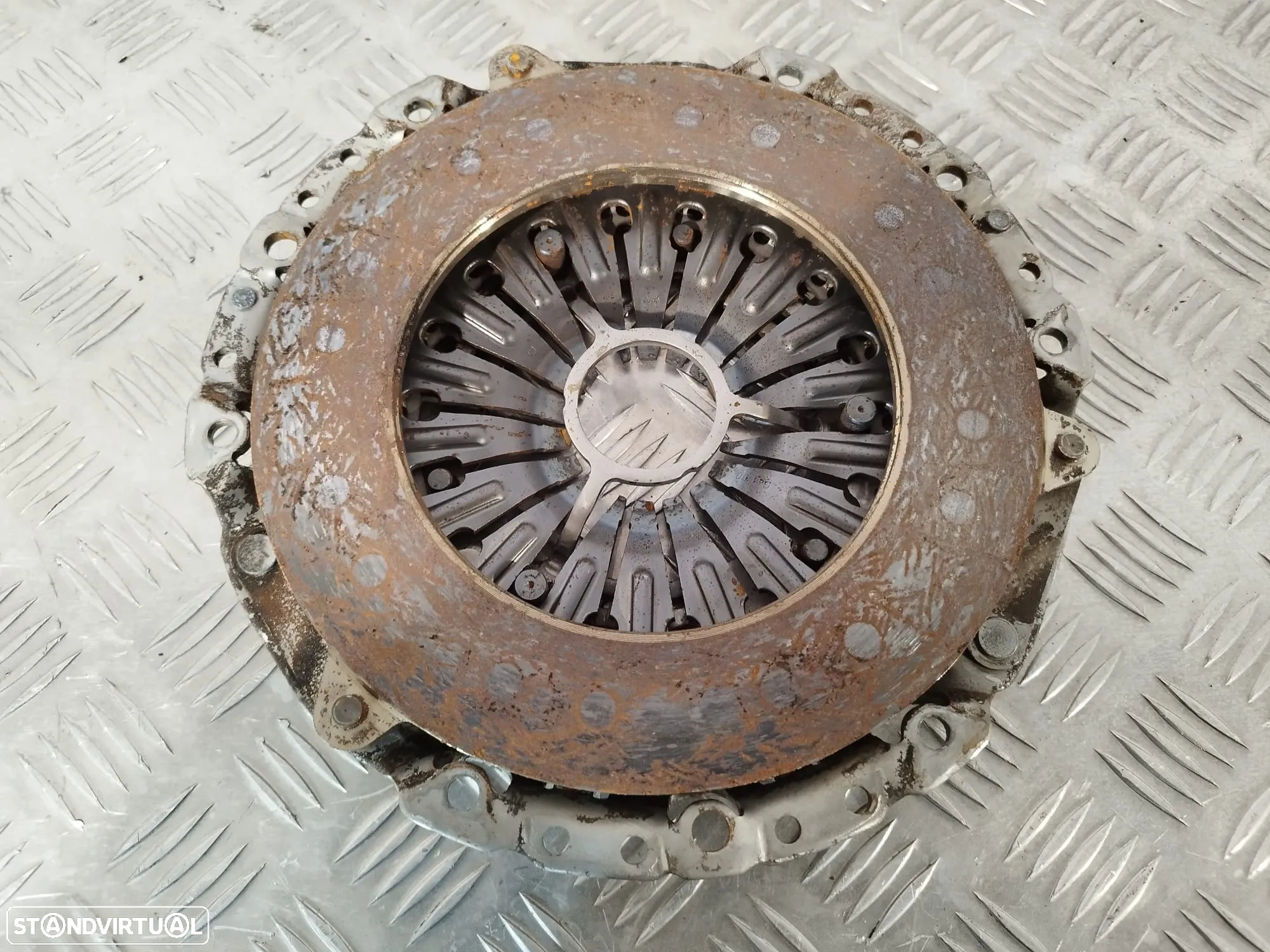 EMBRAIAGEM BIMASSA BMW SERIE 3 E93 CABRIO 320D 16V 177CV N47D20C 21217567830 7567830 7577479 SERIE 3 E90 E91 E92 COUPE SERIE 1 E81 E82 COUPE E87 E88 CABRIO X1 E84 X3 E83 - 8