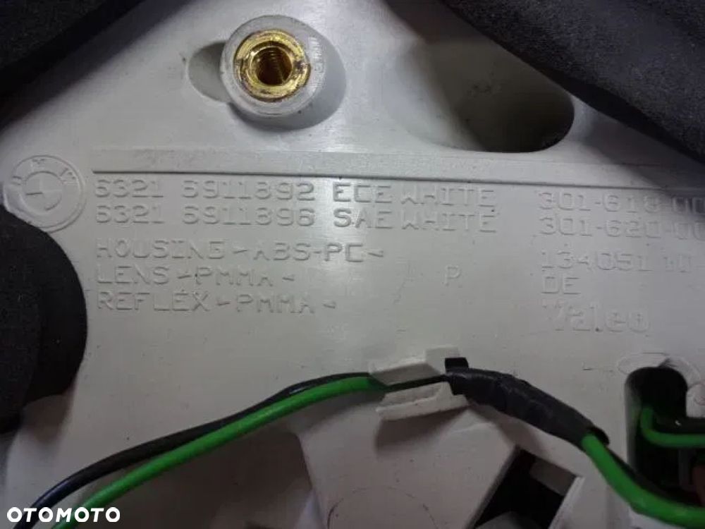 BMW 6 E63 E64 CABRIO TYLNA PRAWA LAMPA EUROPA - 4