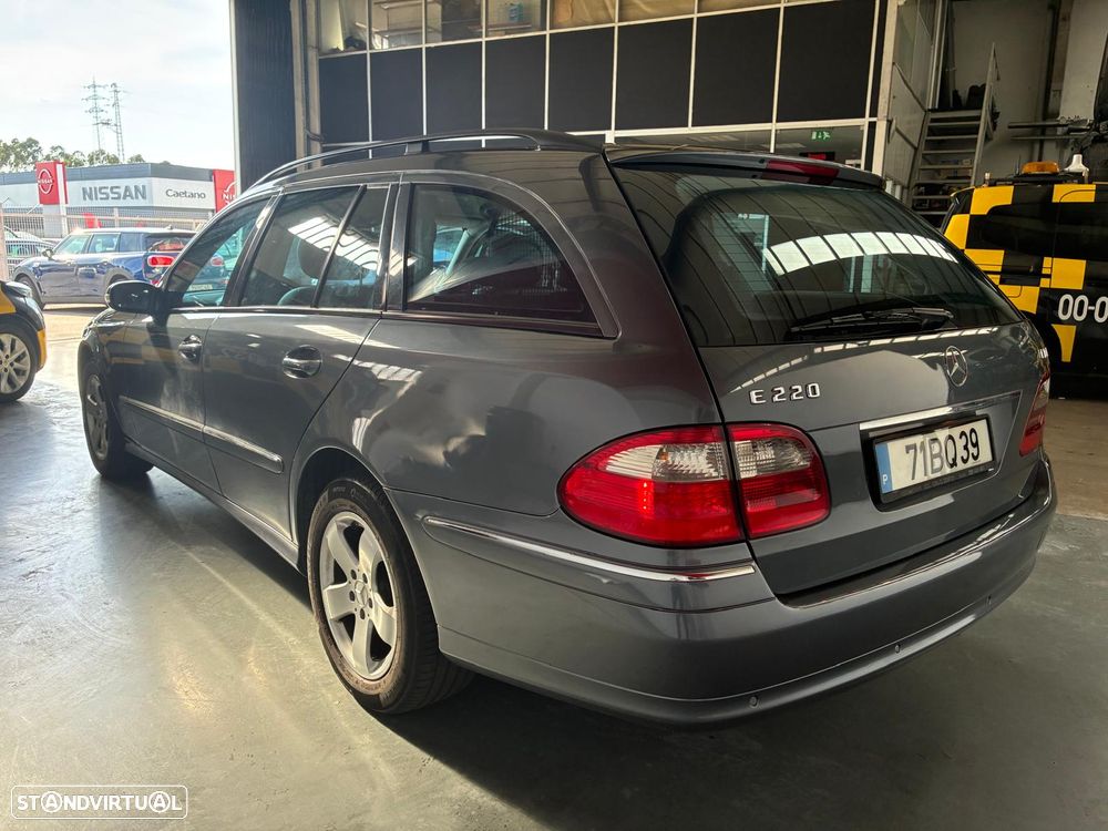 Mercedes-Benz E 220 CDi Avantgarde Aut. - 14