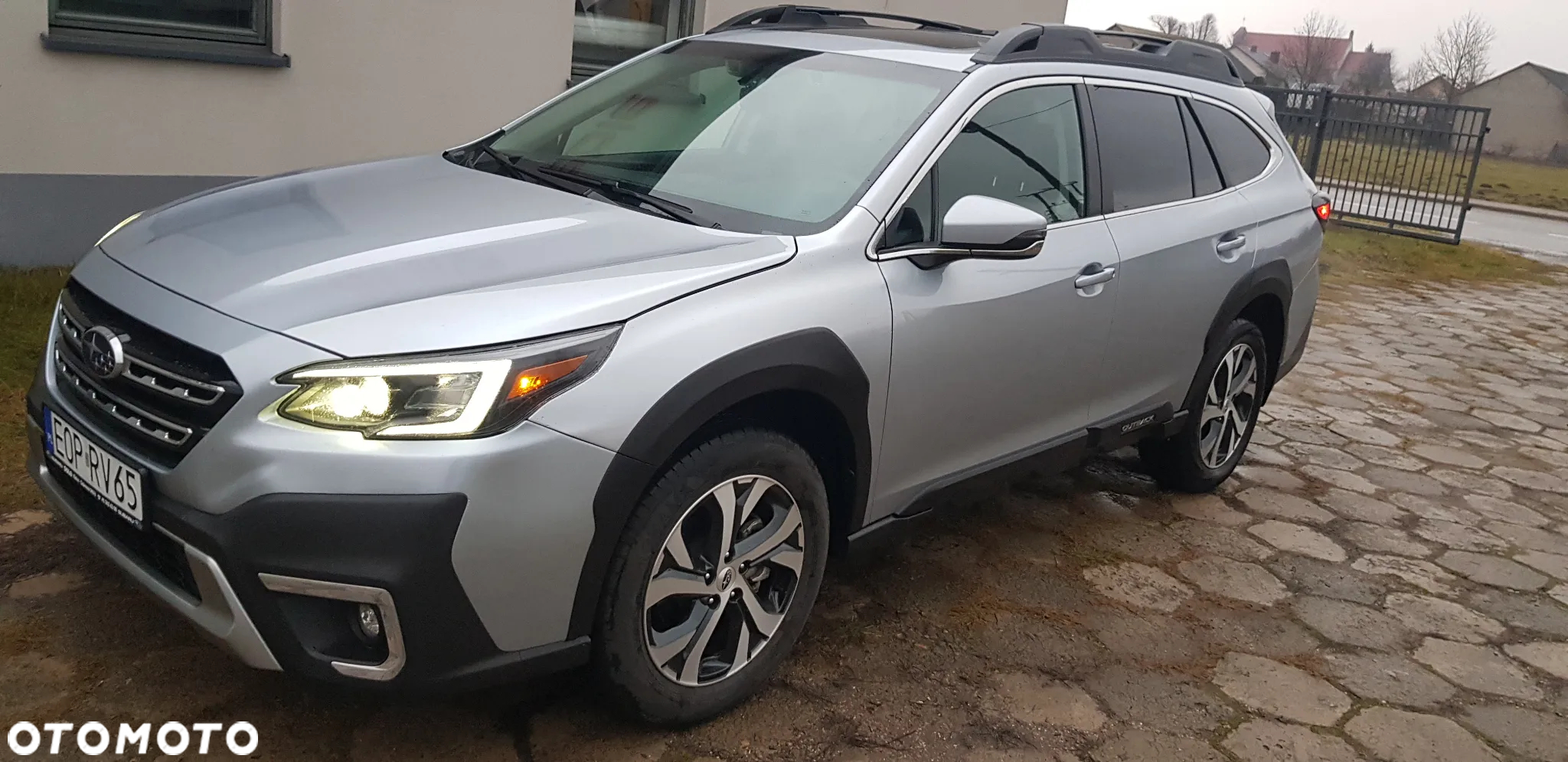 Subaru Outback - 3
