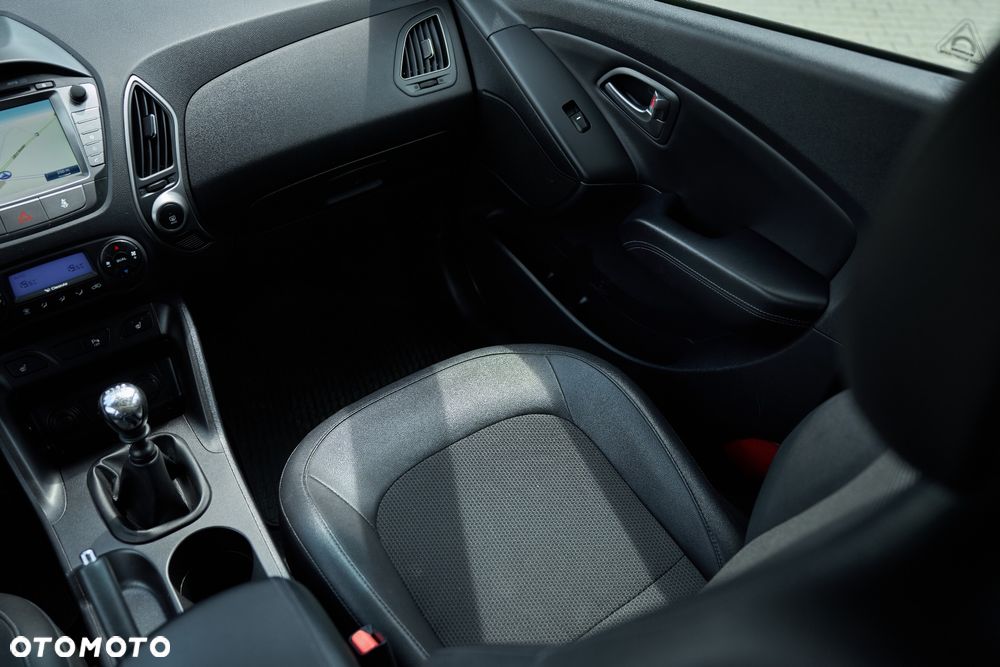 Hyundai ix35 - 23