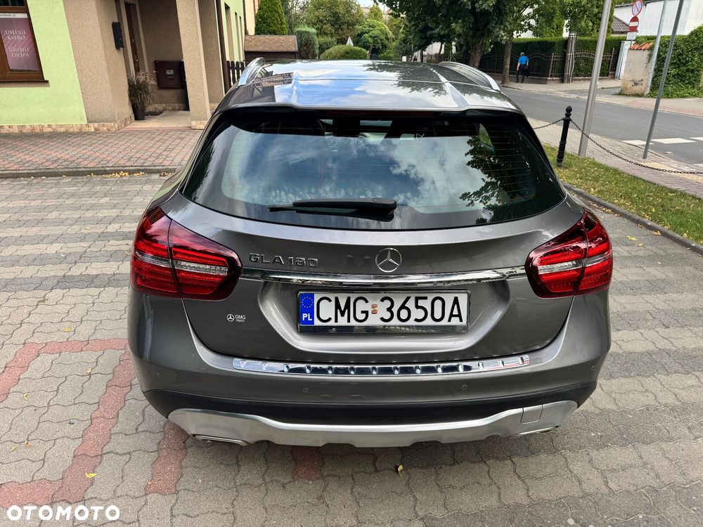 Mercedes-Benz GLA 180 7G-DCT Style - 7