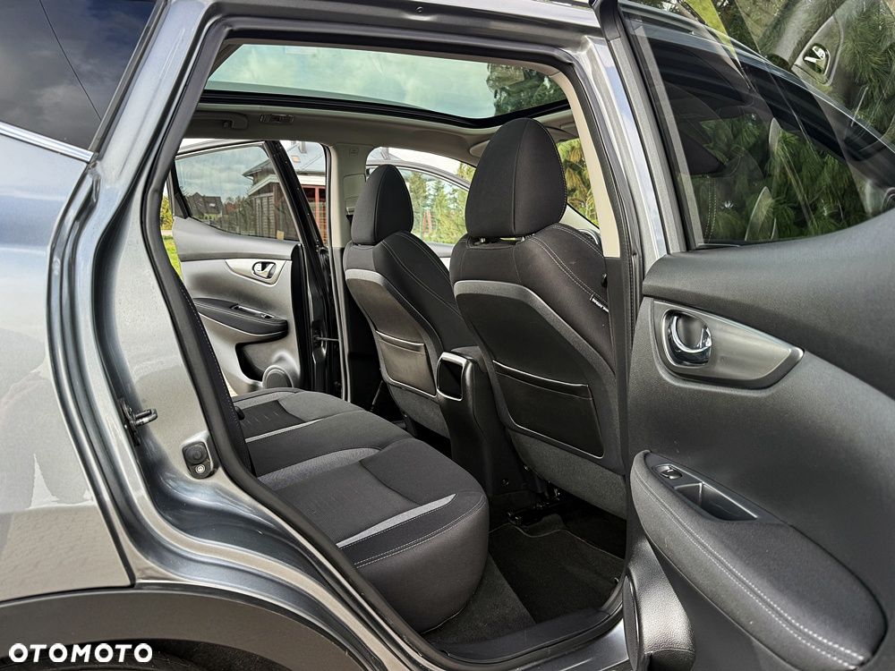 Nissan Qashqai 1.6 dCi Tekna S&S - 23