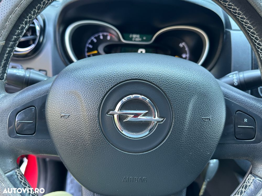 Opel Vivaro - 17