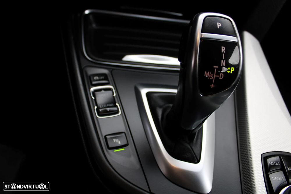 BMW 420 Gran Coupé d Pack M Auto - 42