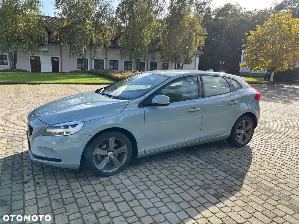 Volvo V40 - 2
