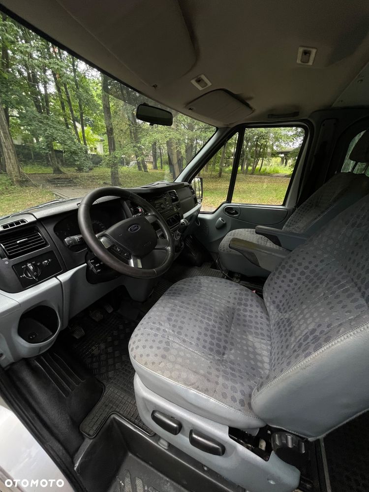 Ford Transit - 10