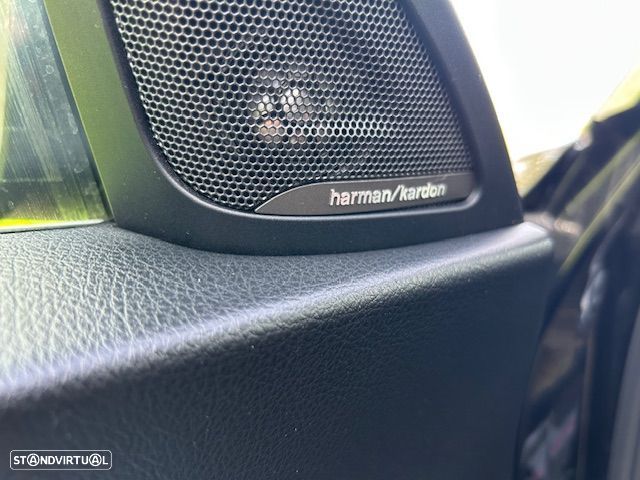 BMW 225 d Cabrio Pack M Auto - 8