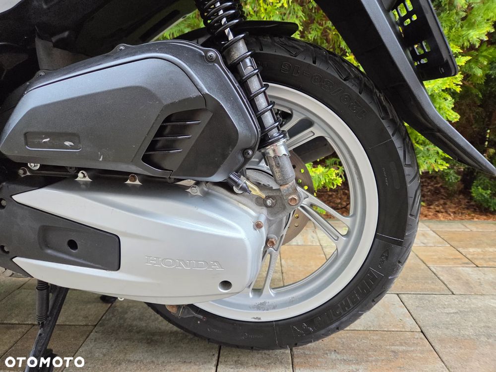 Honda SH - 22