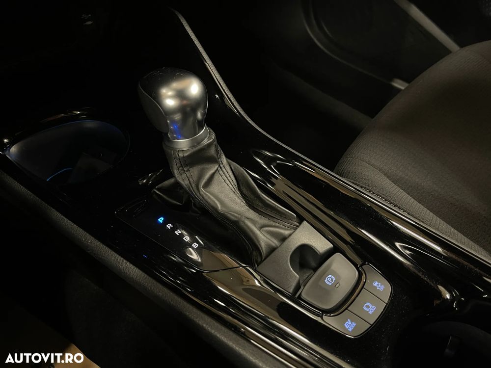 Toyota C-HR 1.8 HSD 4x2 CVT C-enter - 21