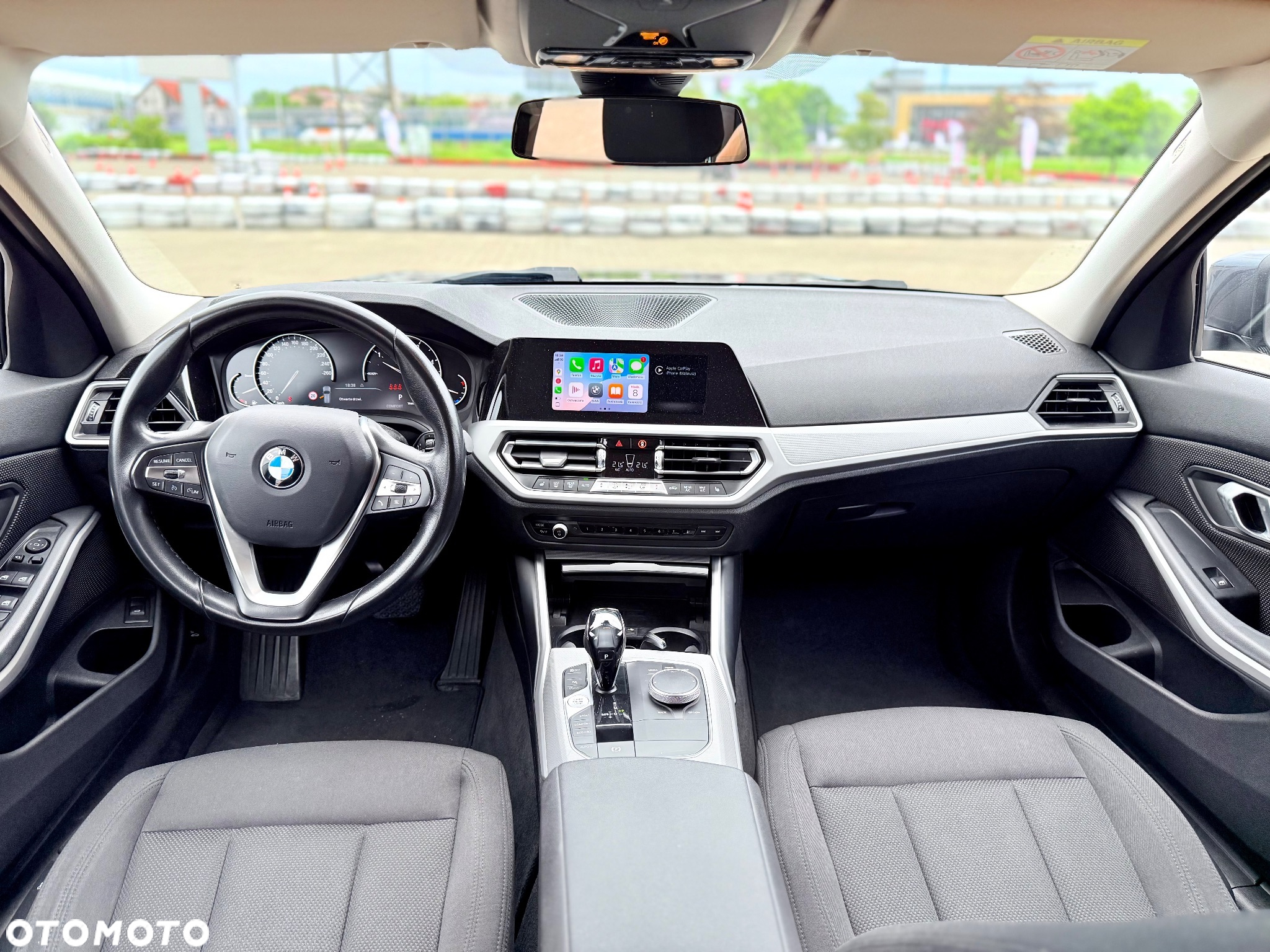 BMW Seria 3 318d Touring Advantage - 13