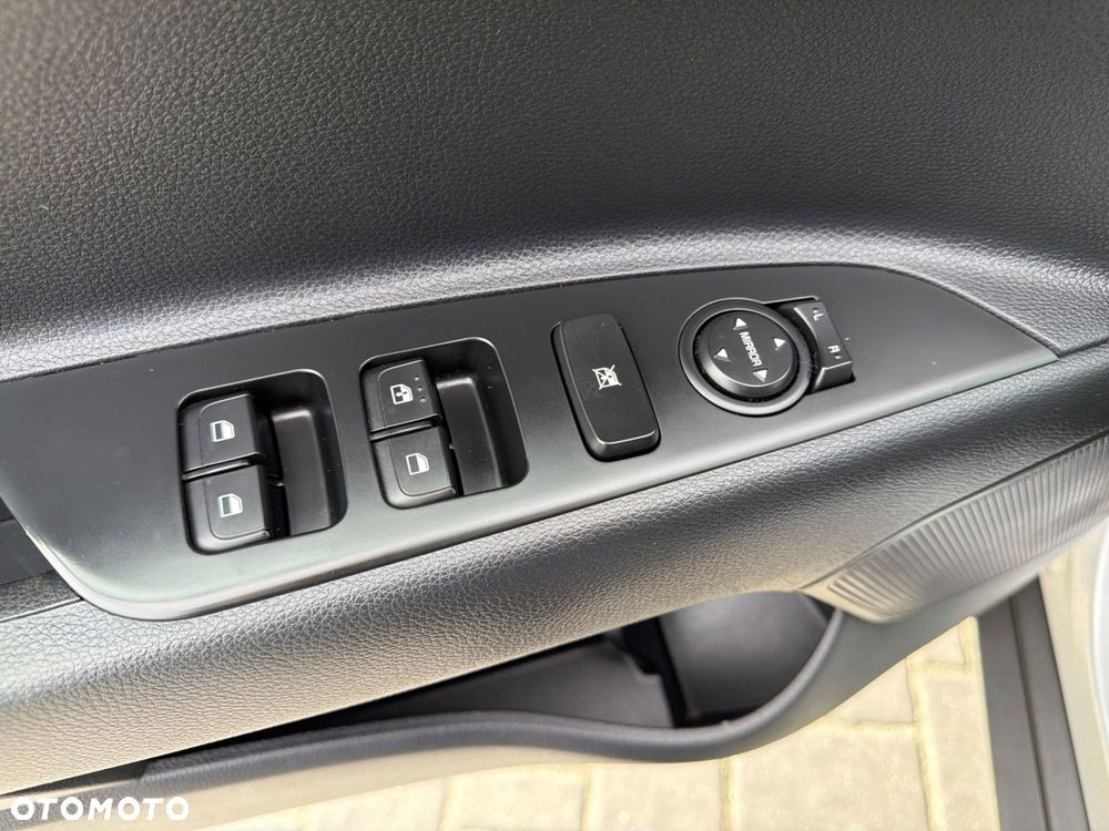 Kia Stonic 1.2 M - 27
