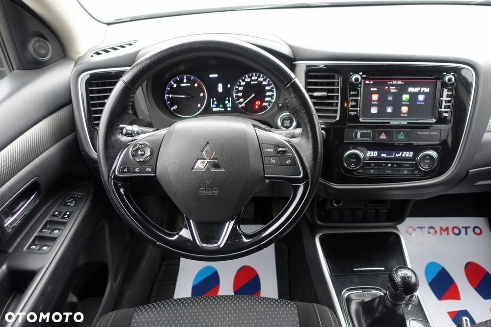 Mitsubishi Outlander 2.2 DI-D 4WD Intense - 9