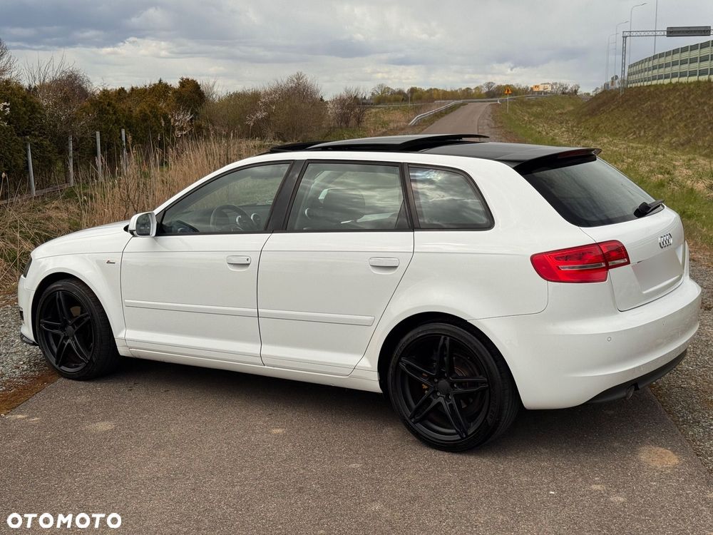 Audi A3 Sportback 2.0 TDI DPF S line Sportpaket - 20