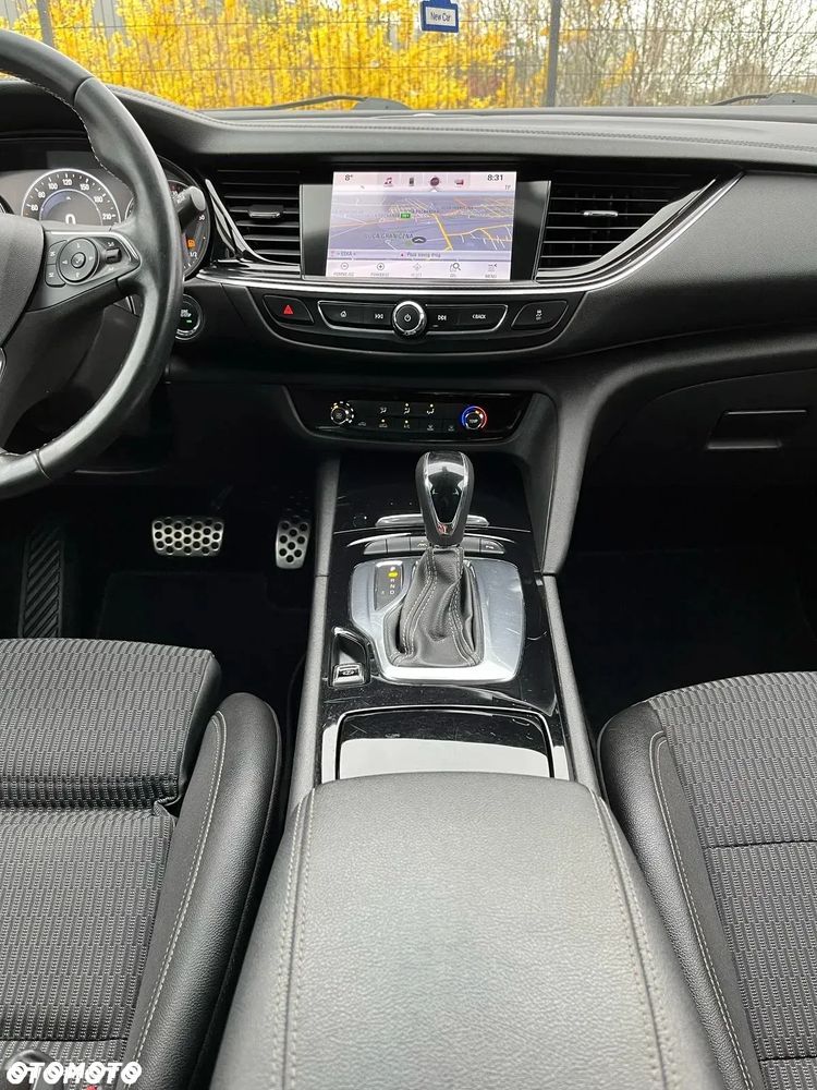Opel Insignia Sports Tourer 1.5 Direct InjectionT Dynamic - 28