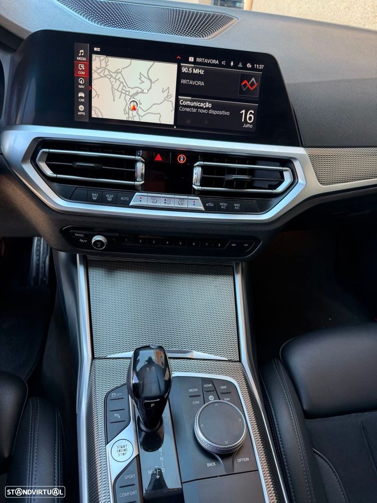 BMW 320 - 4