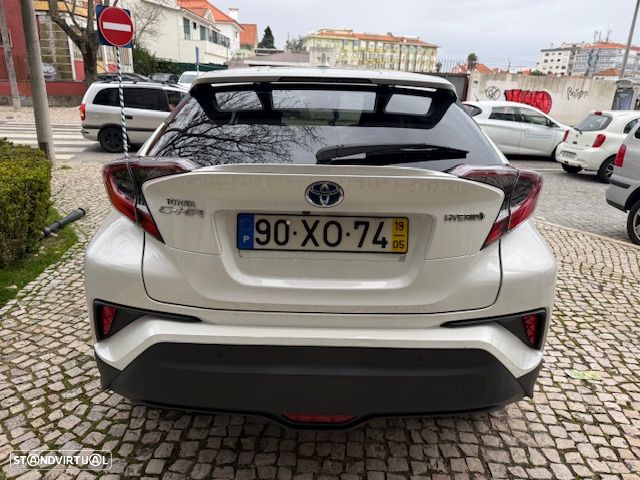 Toyota C-HR 1.8 HSD Exclusive+P.Luxury - 17