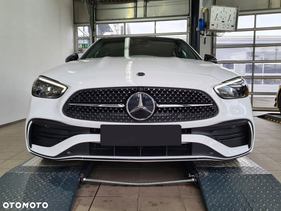 Mercedes-Benz Klasa C - 2