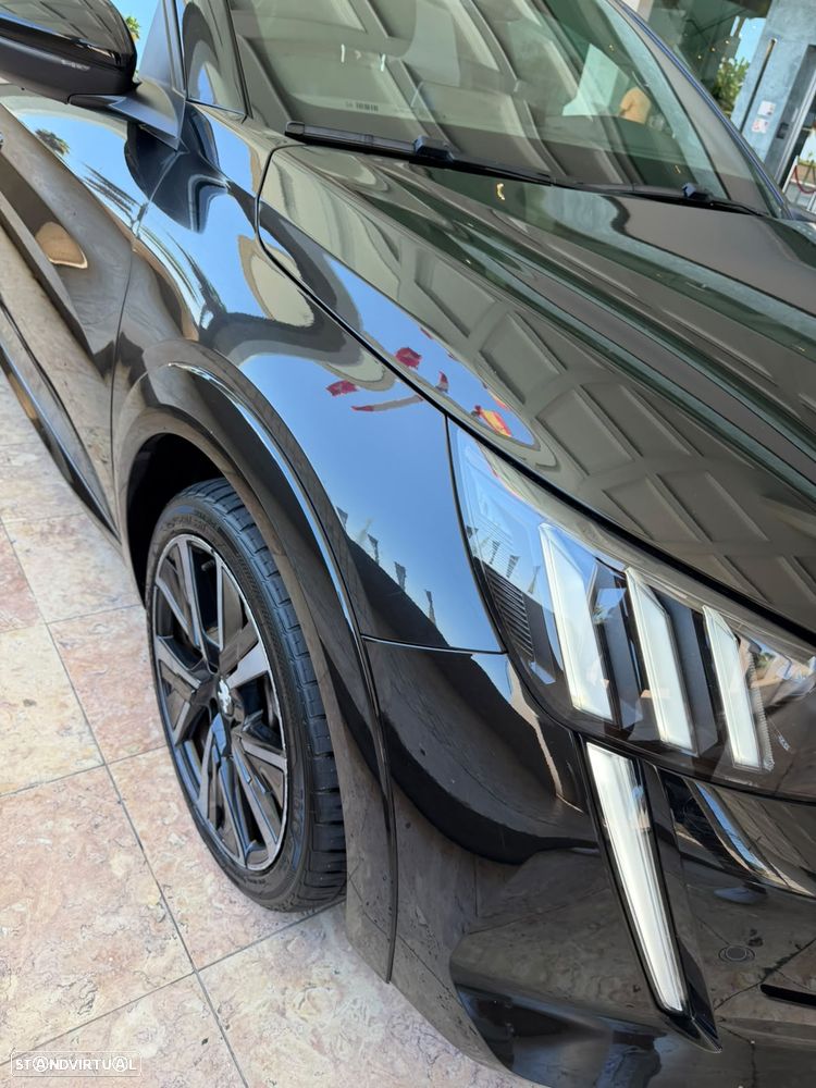 Peugeot e-208 GT - 20