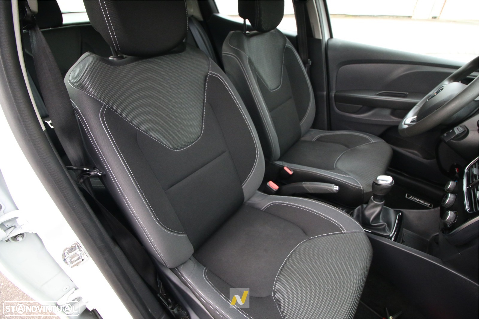 Renault Clio 1.0 SCe Zen - 8