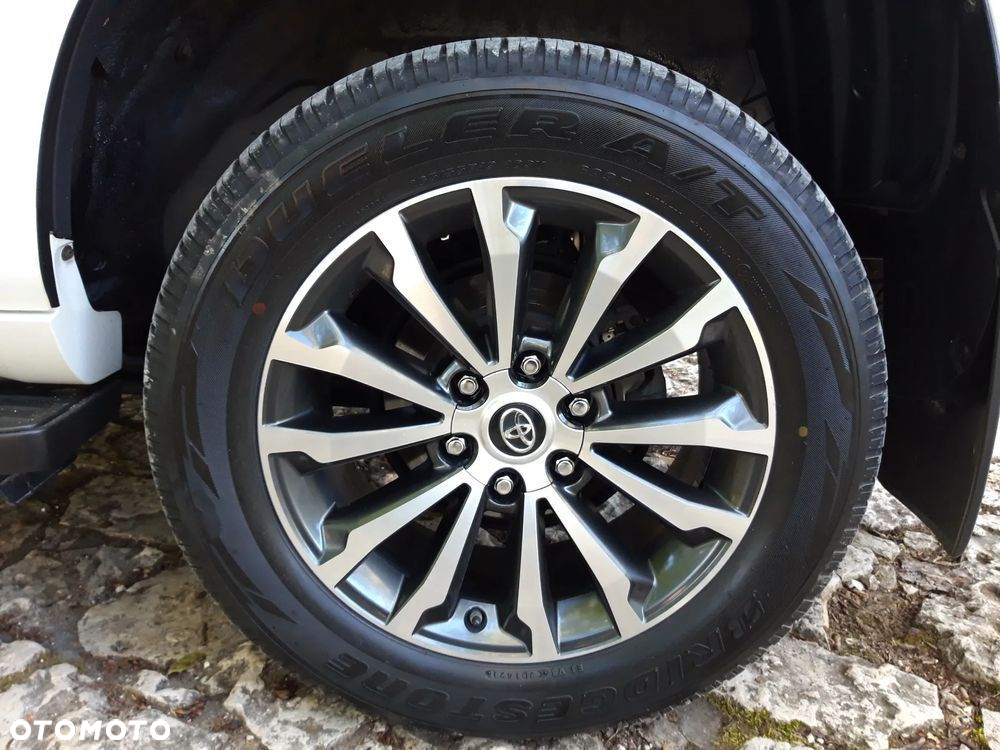 Toyota Land Cruiser LC 2.8 D-4D Prado - 14