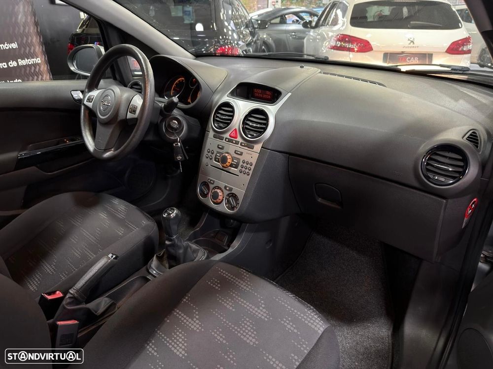 Opel Corsa 1.2 Enjoy - 24