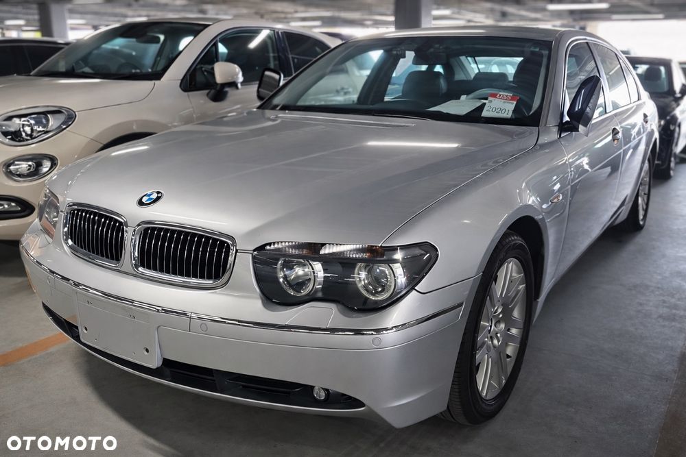 BMW Seria 7 745Li - 2