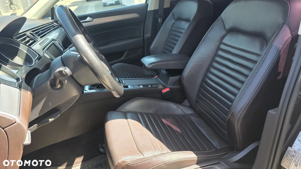 Volkswagen Passat 2.0 TDI BMT Highline - 9