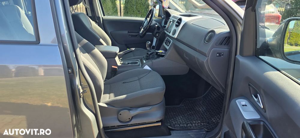 Volkswagen Amarok 2.0 TDI BMT Trendline - 10