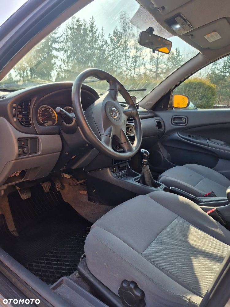 Nissan Almera 1.5 dCi Visia + - 11