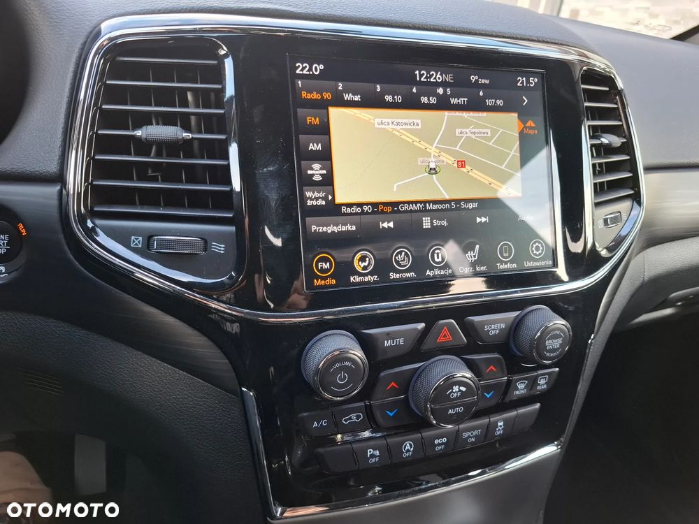 Jeep Grand Cherokee - 19