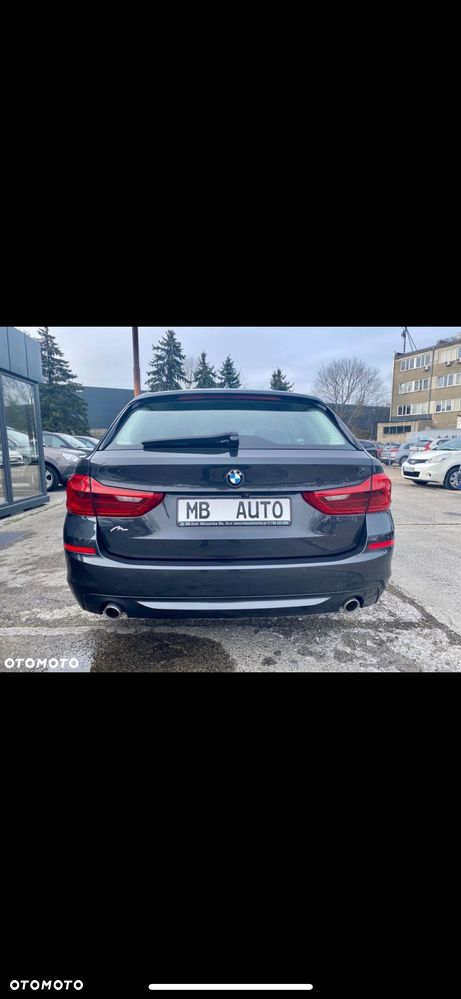 BMW Seria 5 520d Touring - 5