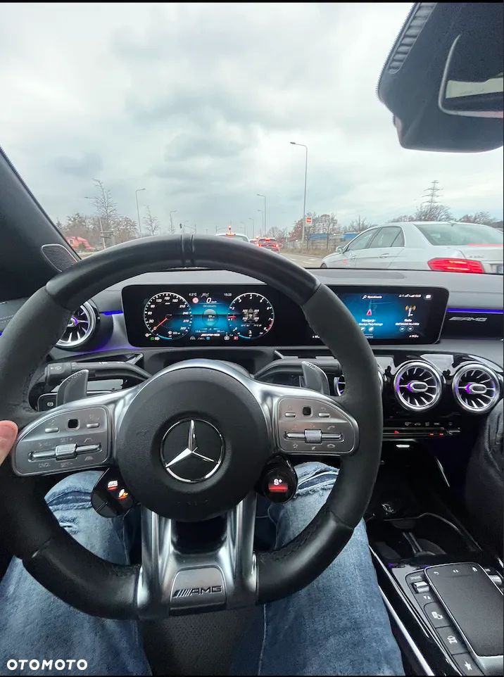 Mercedes-Benz CLA - 8