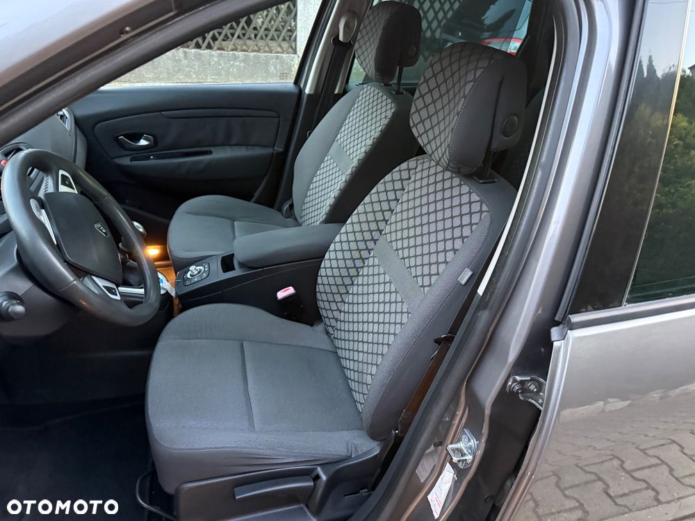 Renault Grand Scenic - 20
