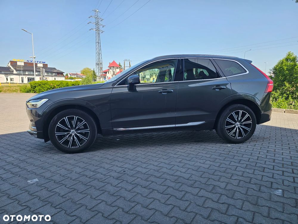 Volvo XC 60 D4 AWD Momentum - 2