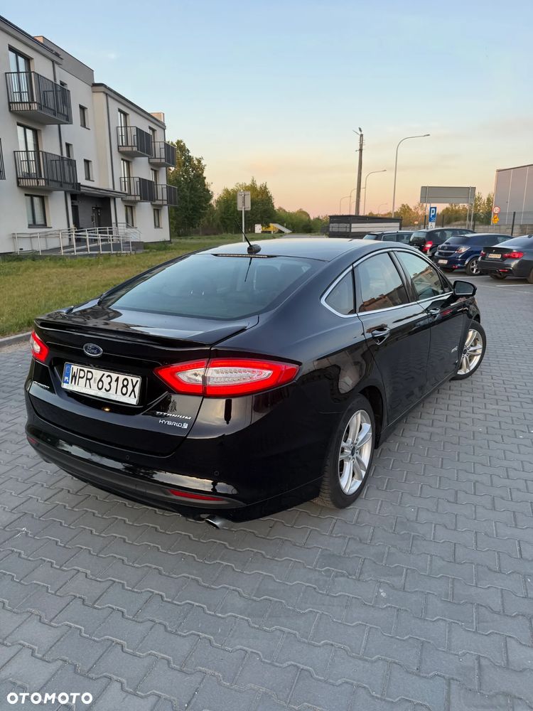 Ford Fusion - 3